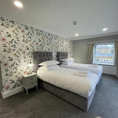 Hackness Grange Hotel *