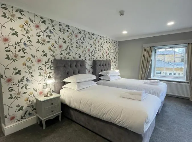 Hackness Grange Hotel *